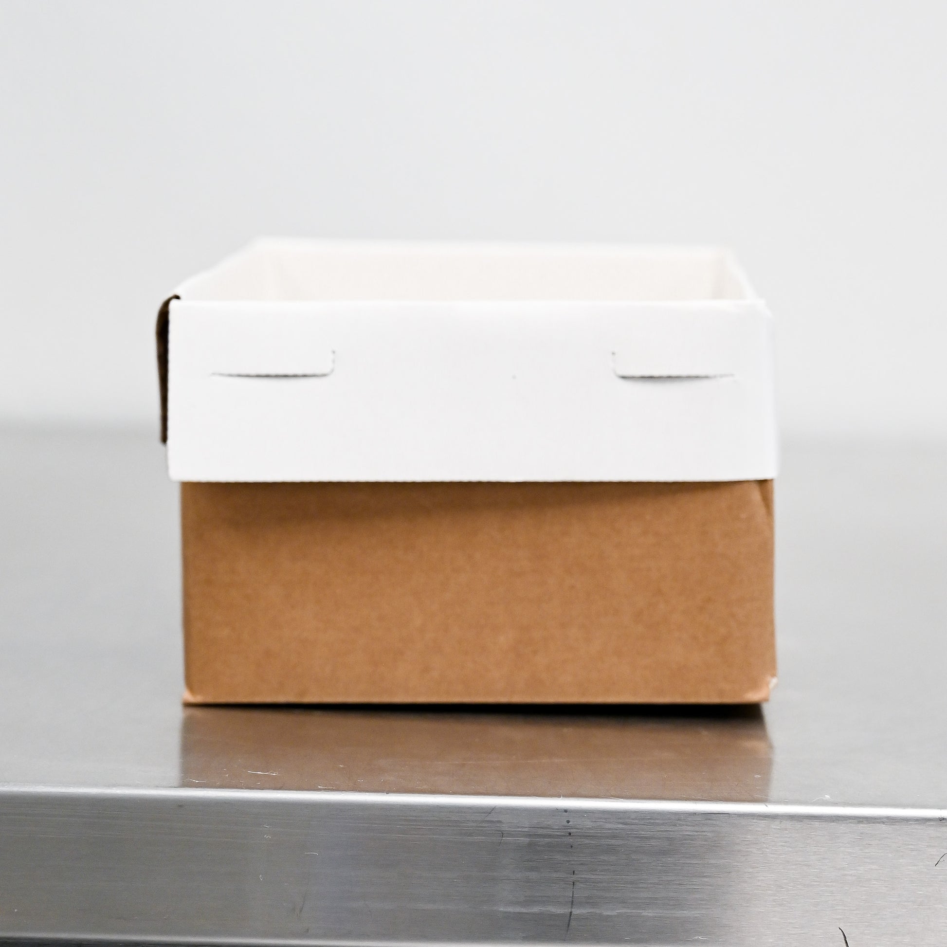 RAPAMAR is a specialized corrugated ice cream box manufacturer that offers custom-designed bulk ice cream containers for both retail and wholesale customers. With a low minimum order quantity, quick shipping, affordability, and reliability, we pride ourselves on delivering exceptional service and quality cardboard ice cream containers at an affordable price.